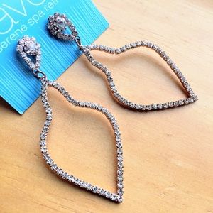 NWT Haven crystal chandeliers dangling earrings